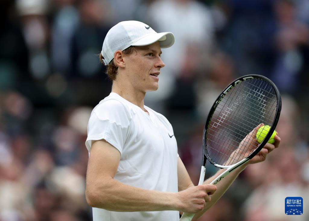 加盟埃弗顿 加盟埃弗顿